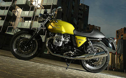 Moto-Guzzi V7 750 Cafe Classic 2009 test drive