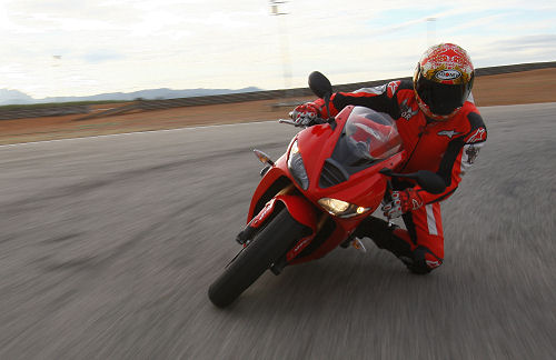 Triumph 675 Daytona 2009 test drive
