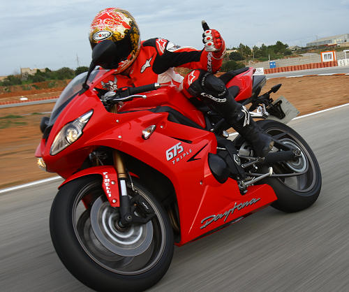 Triumph 675 Daytona 2009 test drive