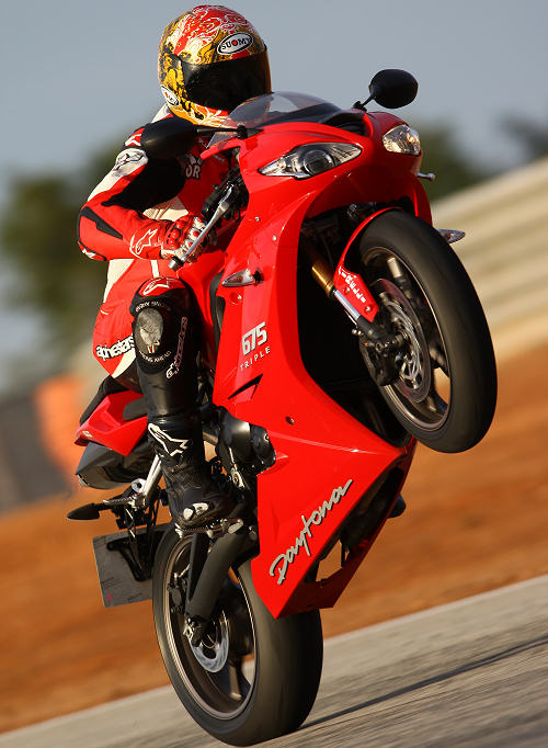 Triumph 675 Daytona 2009 test drive