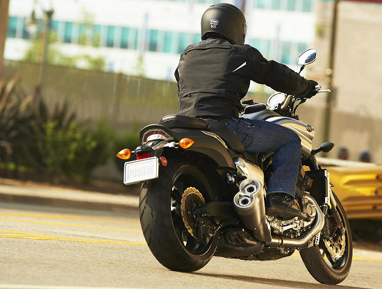 Yamaha 1700 V-MAX 2012 test drive