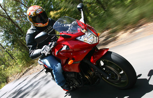 Yamaha XJ6 600 Diversion 2009 test drive