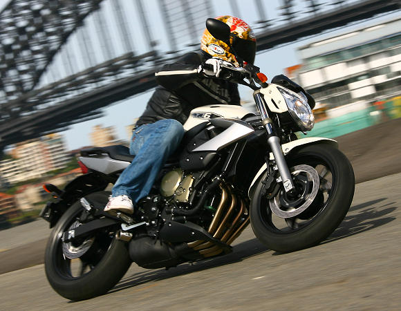 Yamaha XJ6 600 Naked 2009 test drive