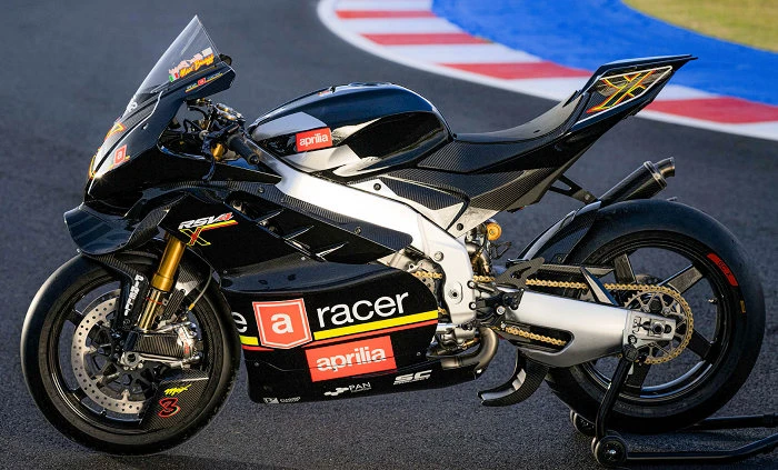 Aprilia RSV4 X ex3ma