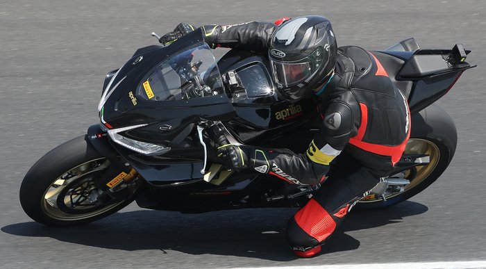 Le châssis et la stabilité incroyable de la moto