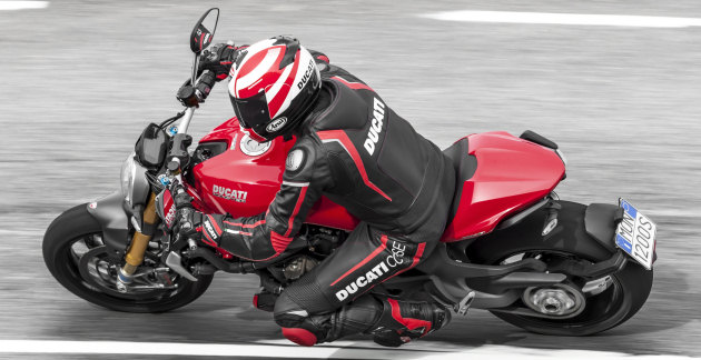 Ducati 1200 Monster 2015