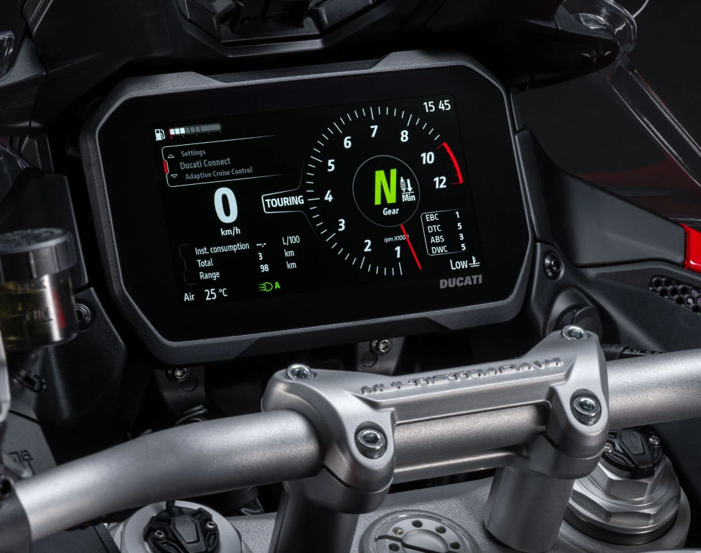 Le tableau de bord de la Ducati Multistrada V4 Rally 2026