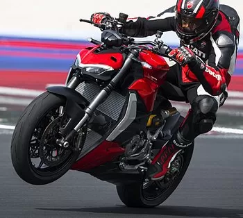 Ducati Streetfighter V2 2022