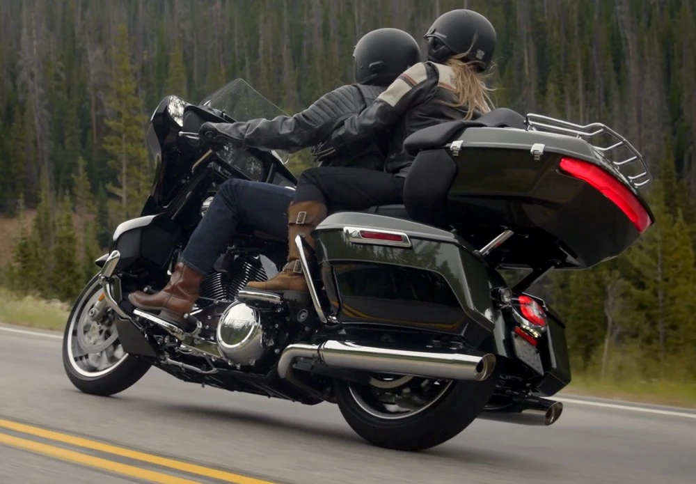Harley-Davidson 1920 Street Glide Limited FLHXL 2026, reviews, photos