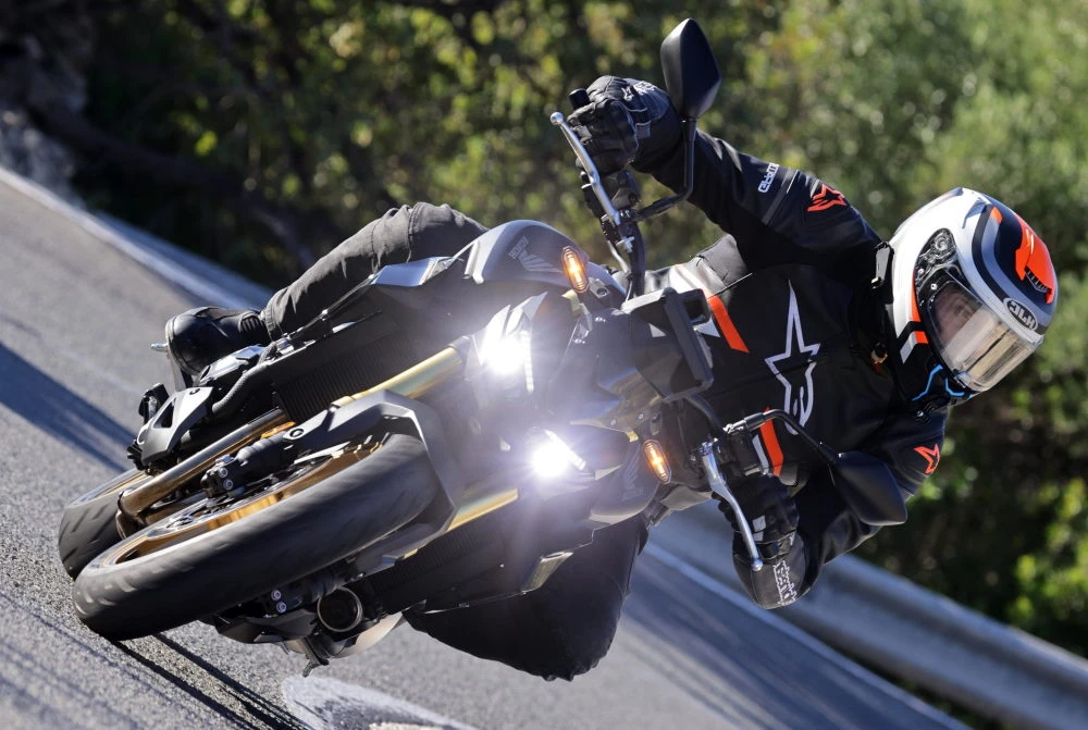 Essai de la Honda CB 1000 Hornet SP