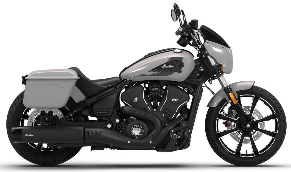 Une moto Indian 1250 Sport Scout RT vue de profil