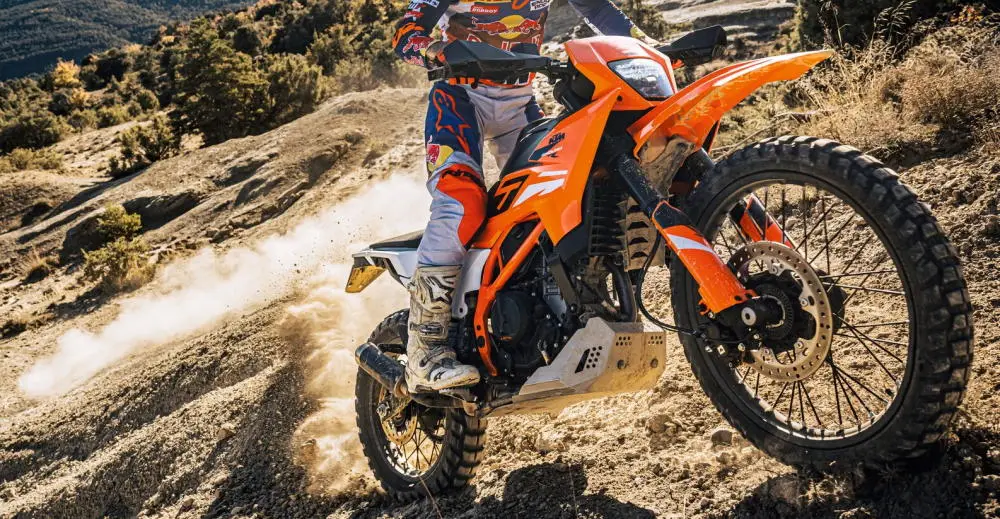 La KTM 390 Enduro R en action