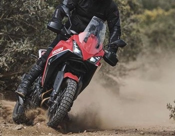 Moto-Morini X-Cape 650
