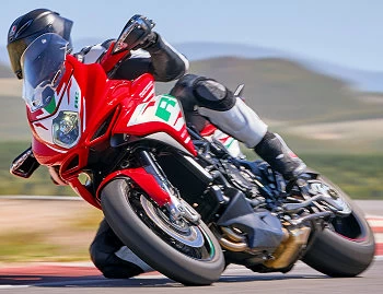 MV-Agusta 800 Turismo Veloce RC SCS 2022