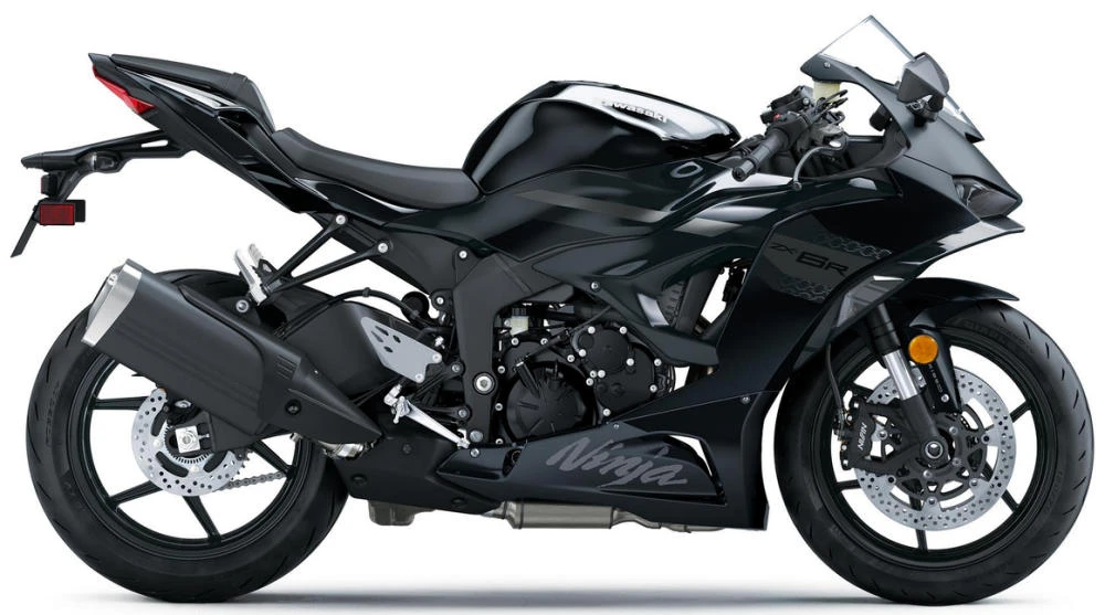 Kawasaki 2027: All the New Color Schemes—and a Versys 900?