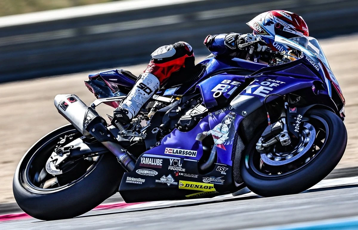 La Yamaha R1 du team #36 3ART Best of Bike Hamaguchi pendant le Bol d'or 2026