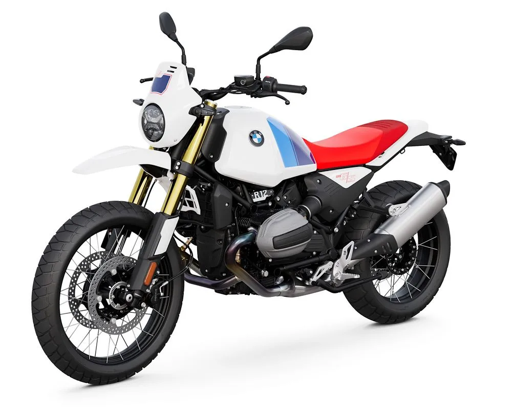 Une moto BMW R 12 G/S