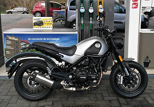Benelli 500 Leoncino 2018 test drive