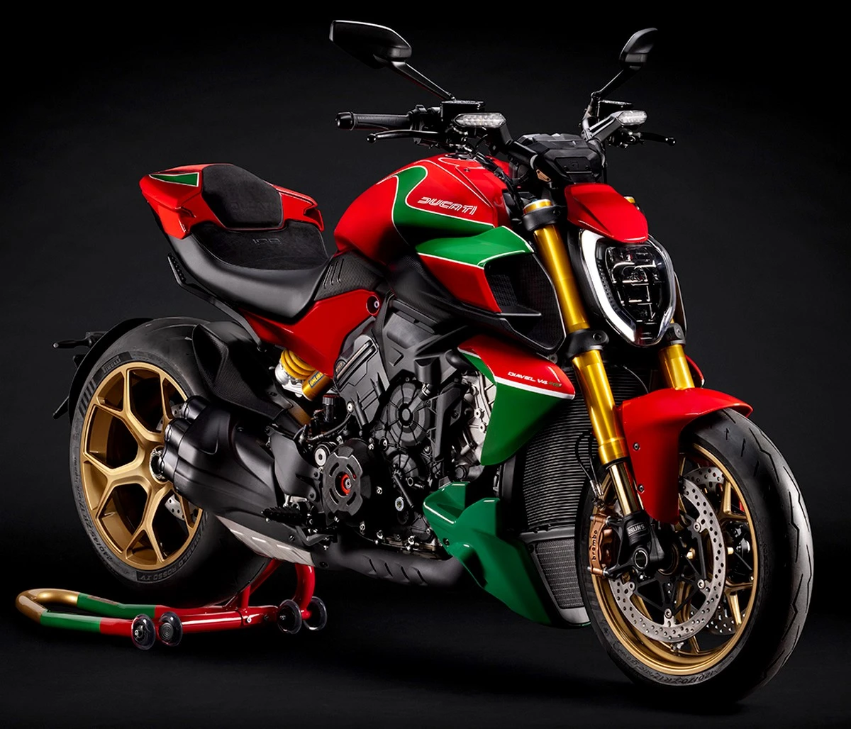 Ducati Diavel V4 RS Collezione 100