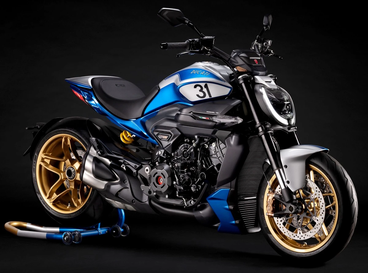 Ducati XDiavel V4 Collezione 100