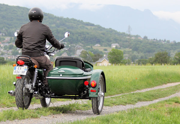 Mash 400 Family Side 2018 test drive