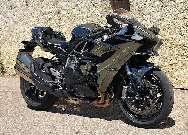 Kawasaki NINJA H2 2016 test drive