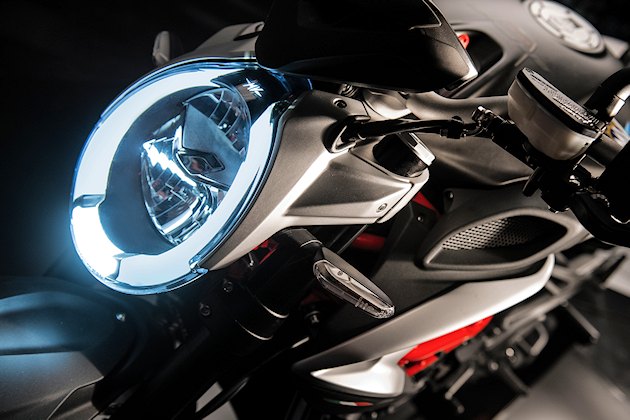 MV-Agusta 800 BRUTALE 2017