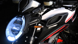 MV-Agusta 800 DRAGSTER RR 2018