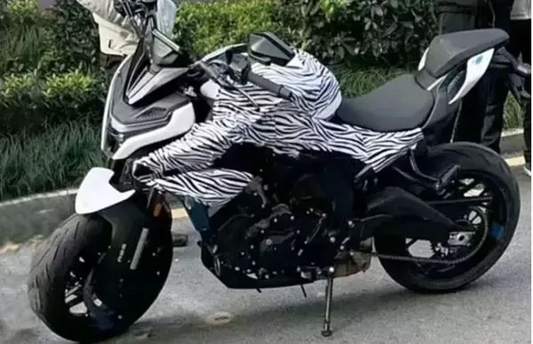 New-CFMoto-Roadster-675NK