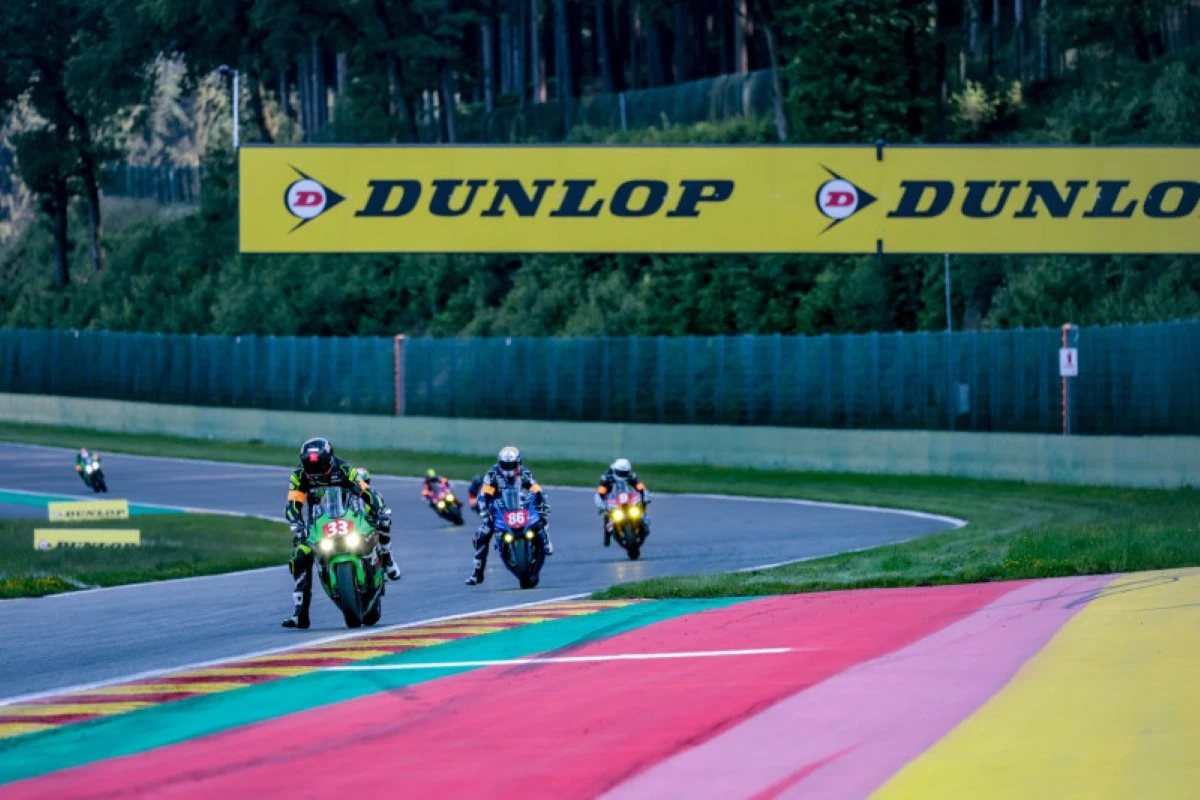 Pneu-Dunlop-EWC-Endurance-Moto