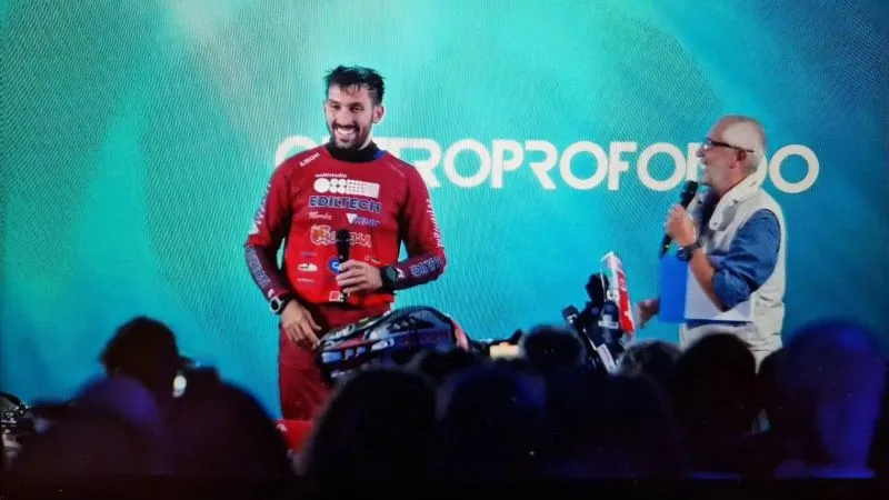 Tiziano-Interno-pilote-dakar-record