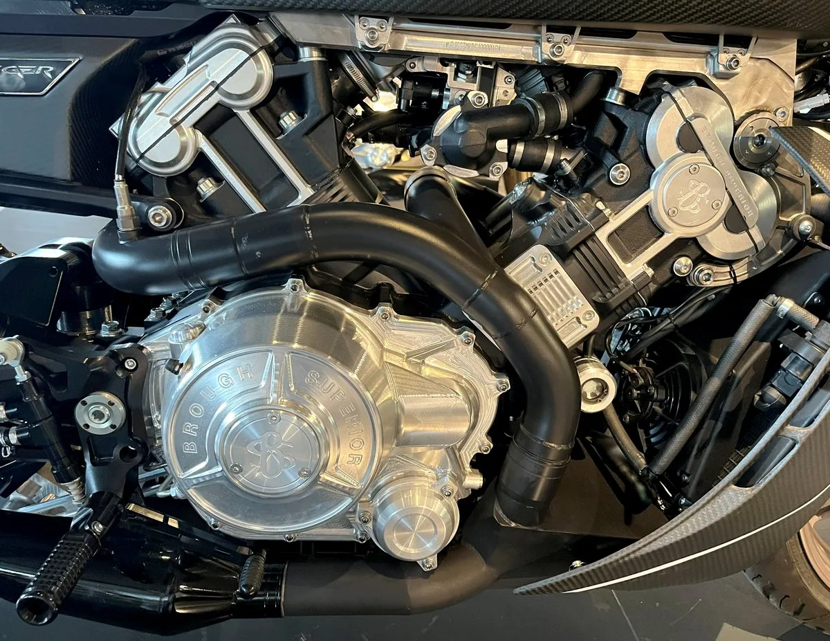 un moteur bicylindre en V de Brough Superior