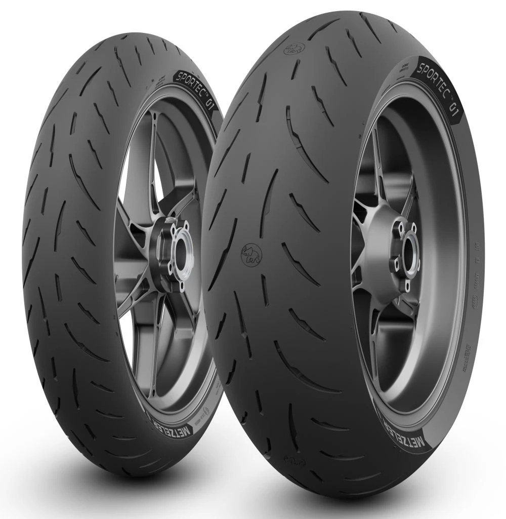Une paire de pneus Metzeler Sportec 01