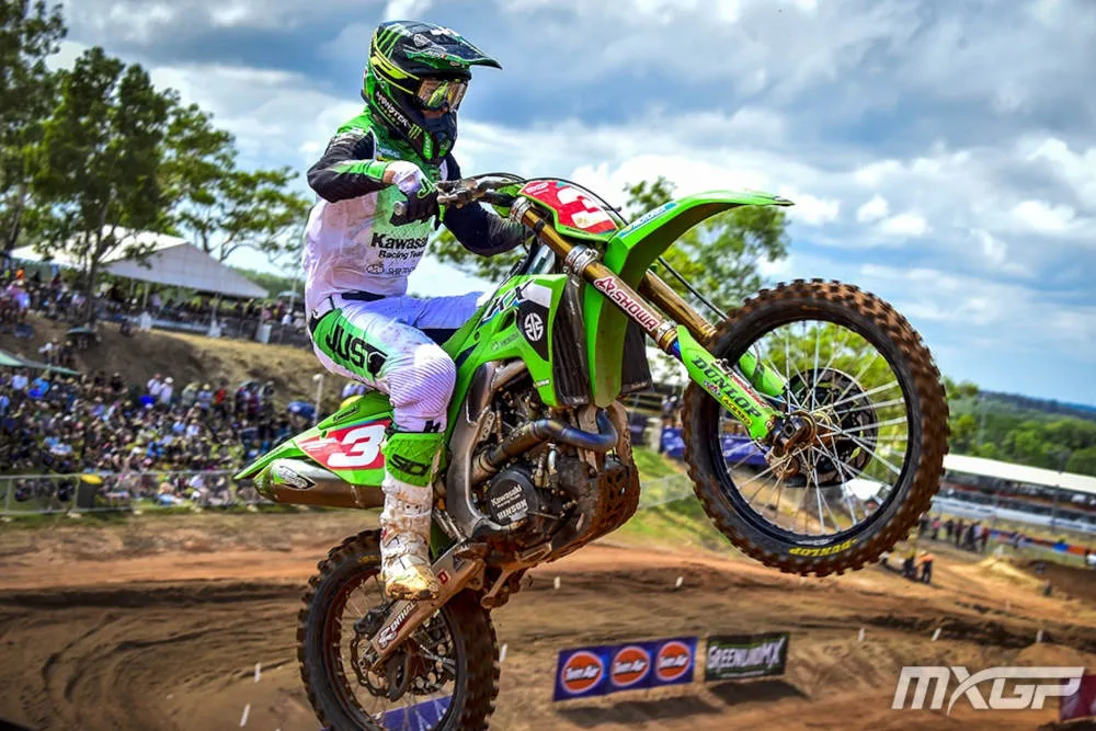 Romain Febvre lors d'un saut