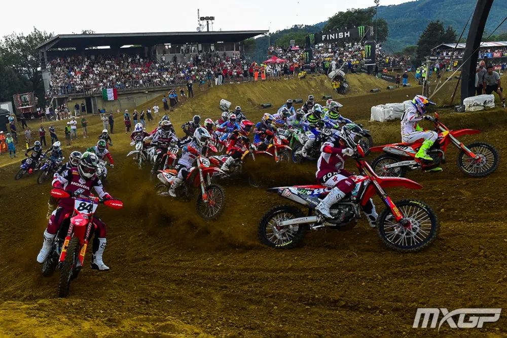 Départ de la catégorie MXGP en Italie