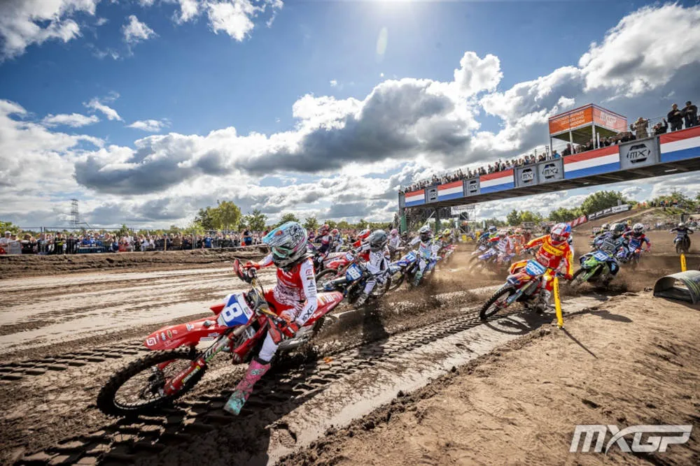 Départ de la course MX Women des Pays-BAs 2025