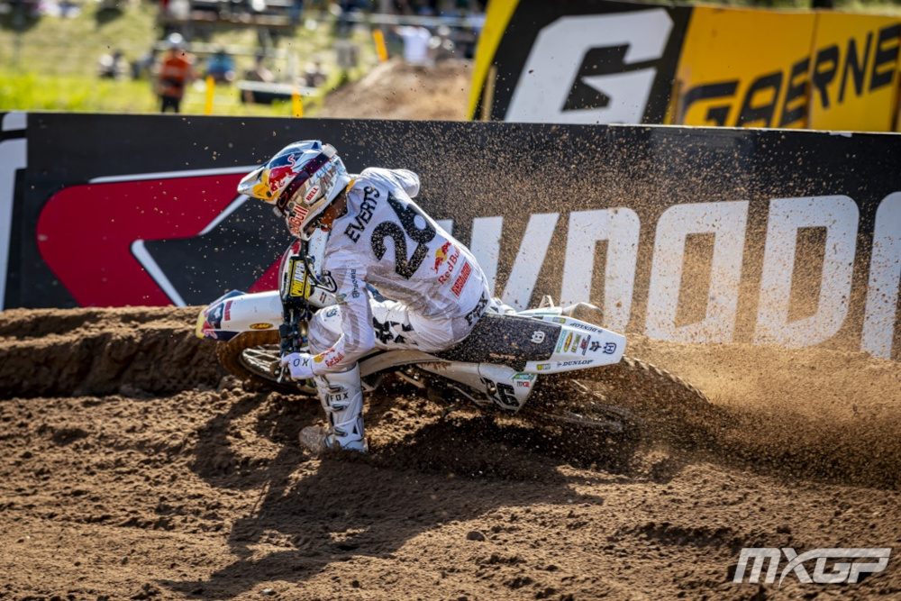 Liam Evert in a tight turn