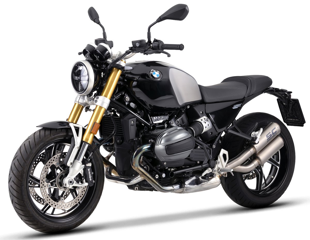 A BMW R12 NineT with a Twin CR-T titanium slip-on muffler