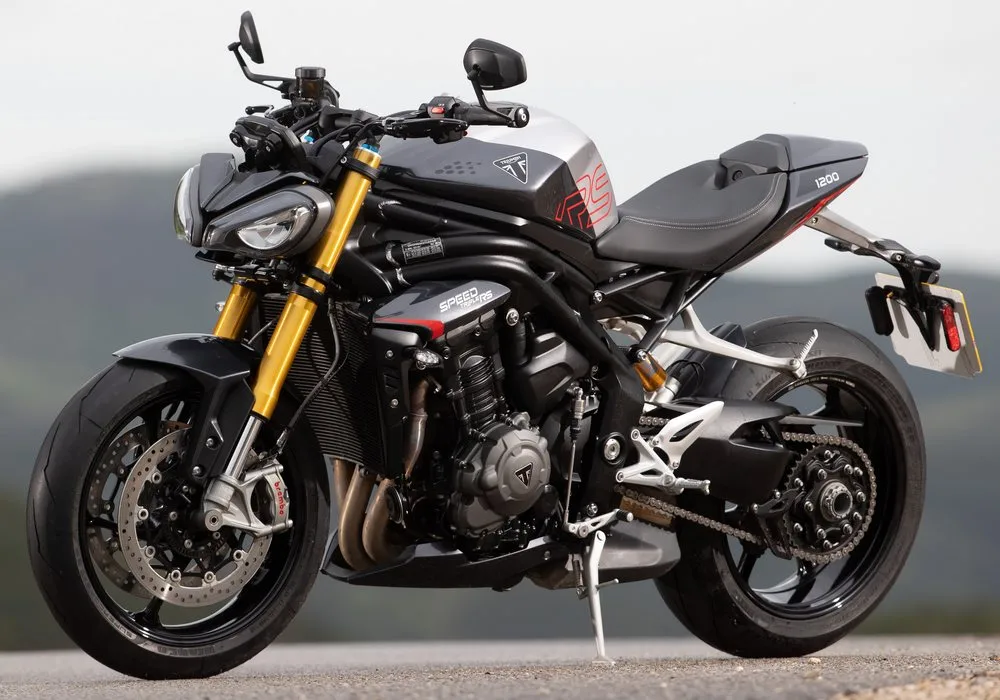 Essai de la Triumph 1200 Speed Triple RS 2025