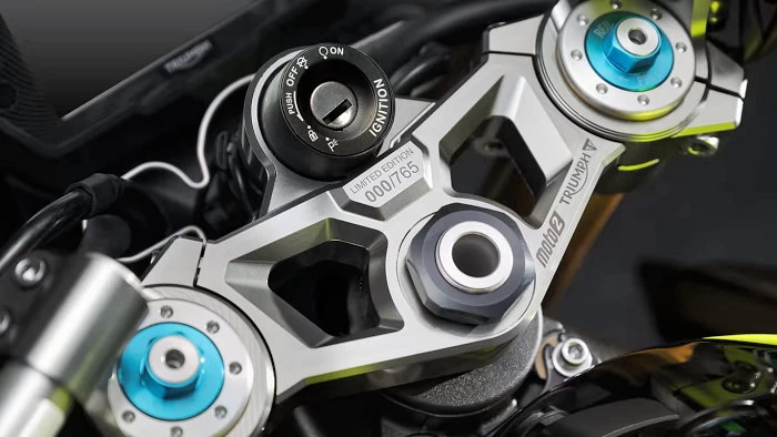 Té de fourche de la Triumph Street Triple 765 Moto2 Limited Edition