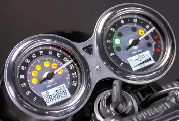 Triumph 900 Bonneville T 100
